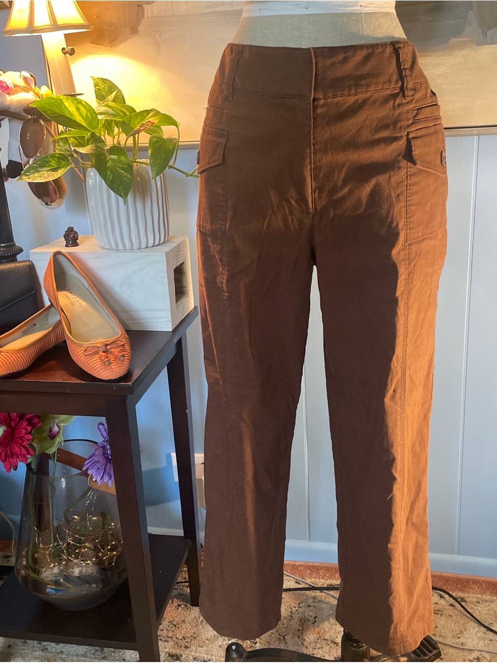 Axcess Women's Brown Capris with Utility Pockets